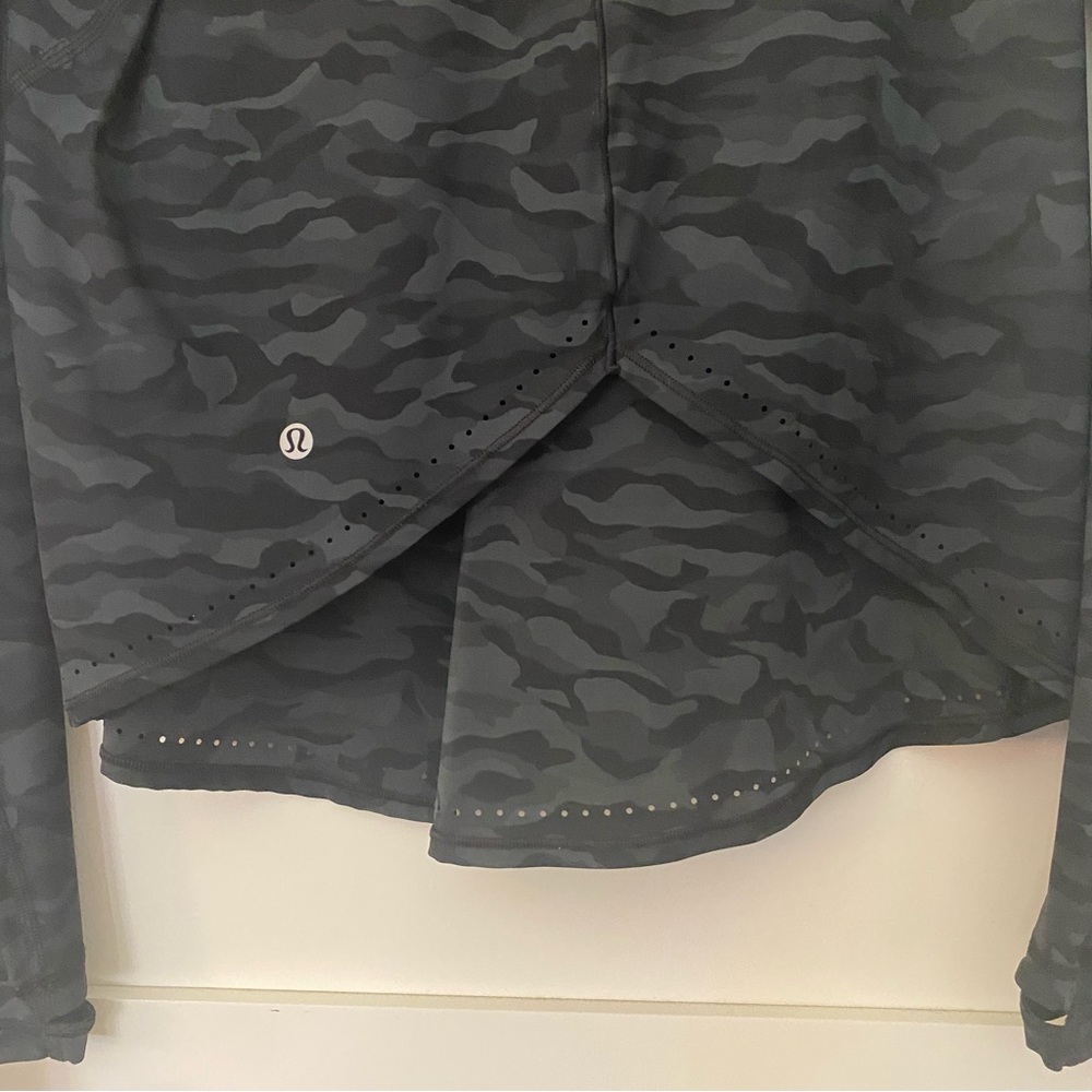 Lululemon long sleeve workout top - Picture 2 of 6